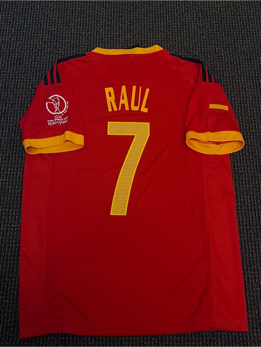 RAUL 7 SPAIN 2002 WORLD CUP HOME JERSEY ( M)